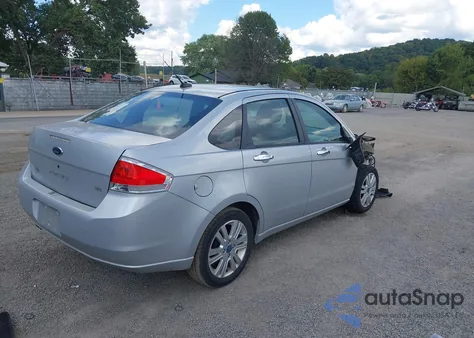 2008 Ford Focus Se/Ses z USA, uszkodzony, nr VIN 1FAHP35N08W269635